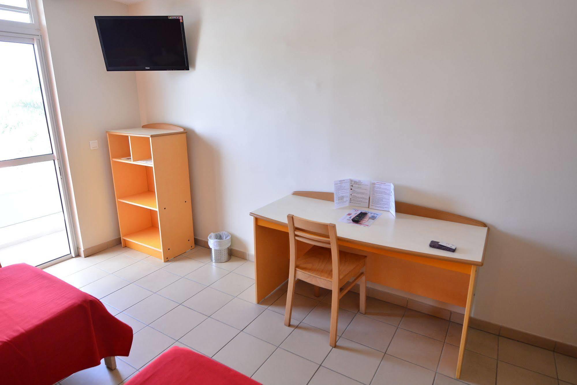Centre International De Sejour Pansiyon Fort-de-France Dış mekan fotoğraf